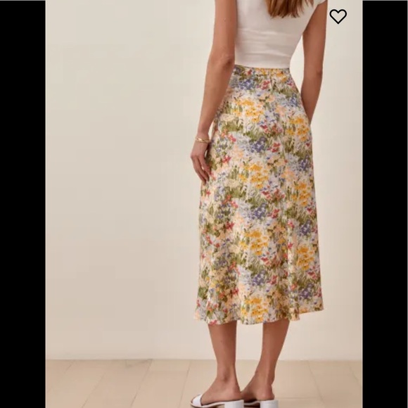 Reformation Bea Skirt Color: Countryside - Picture 5 of 16